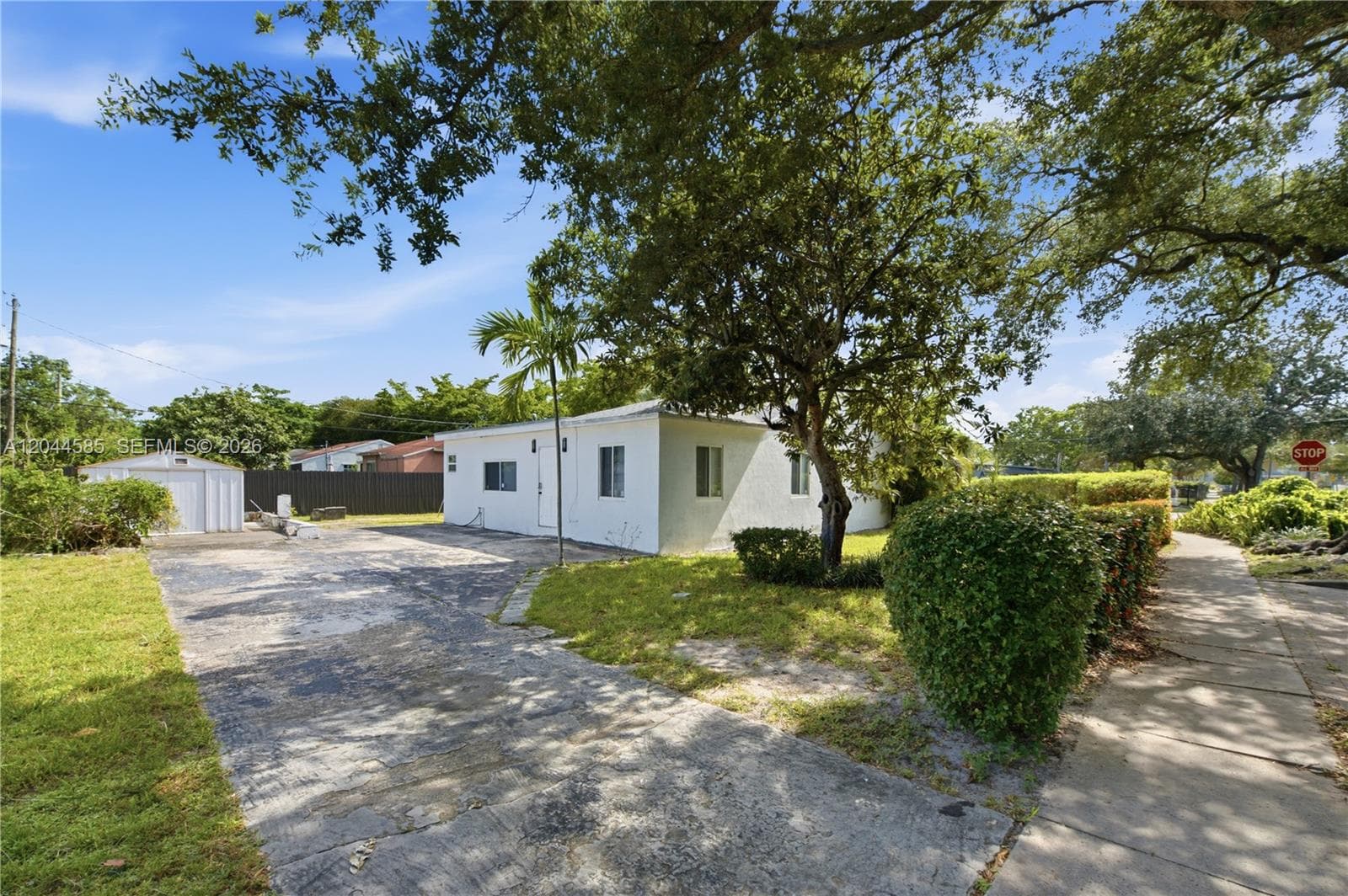 12475 NW 10th Ave, North Miami, FL 33168 photo 3