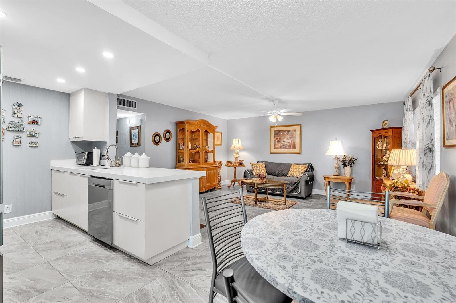 625 Normandy N # 625, Delray Beach, FL 33484 photo 13