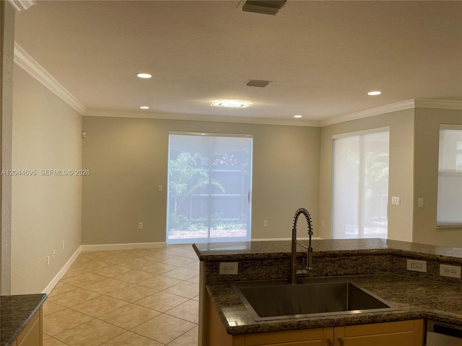 15431 SW 39th Ter, Miami, FL 33185 photo 11