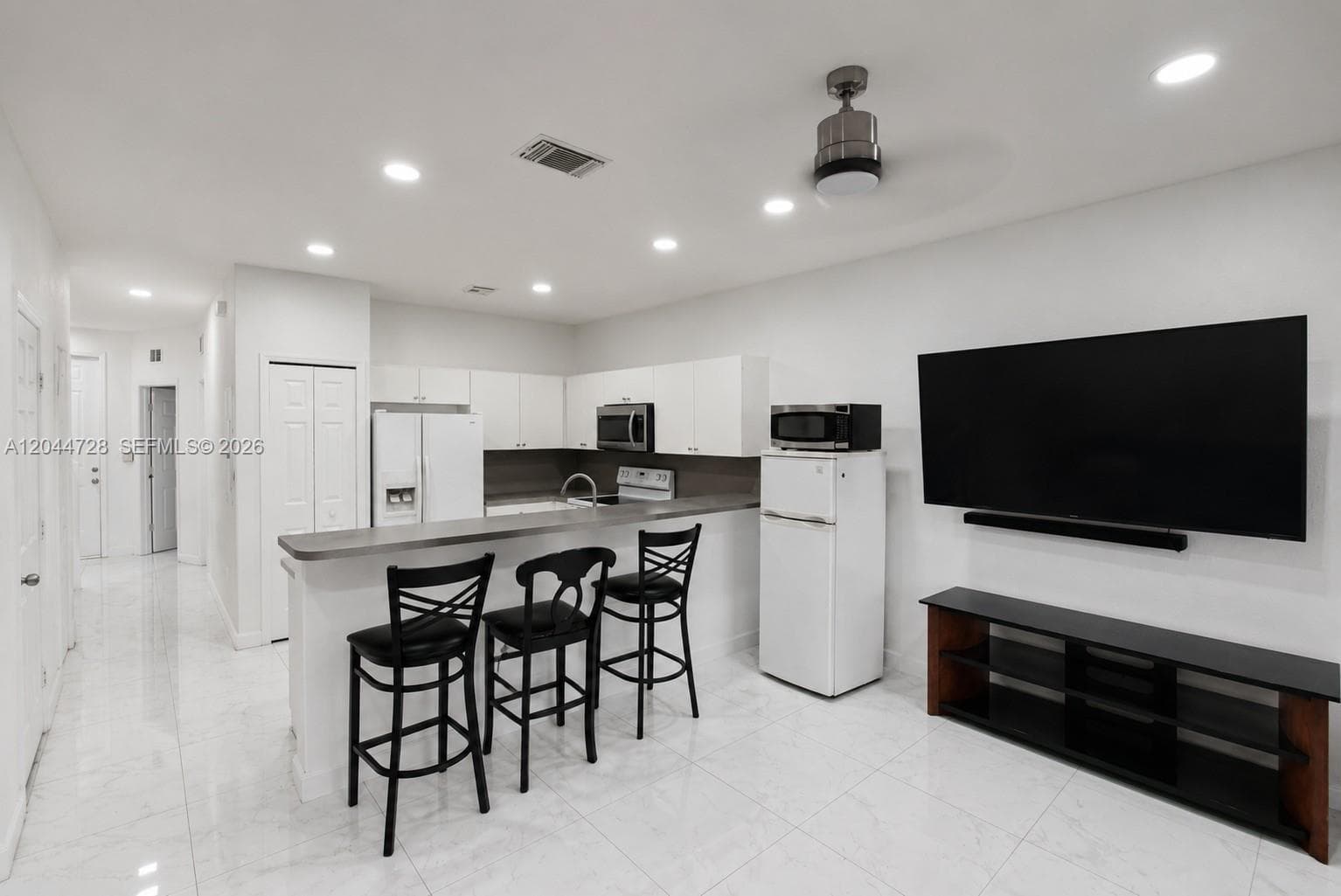 9133 SW 152nd Path, Miami, FL 33196 photo 5