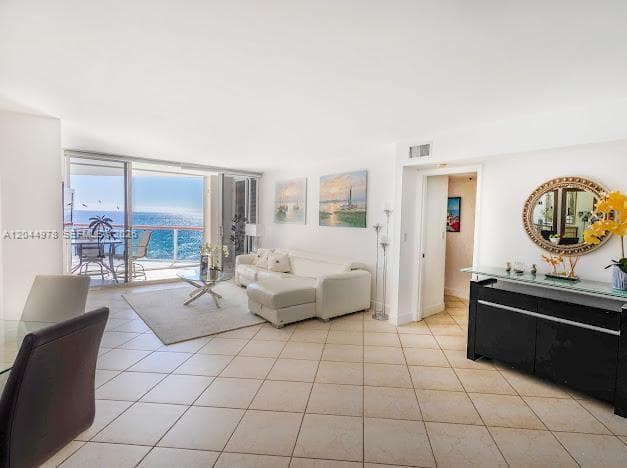 6767 Collins Ave # 1608, Miami Beach, FL 33141 photo 6