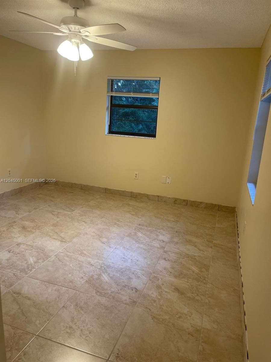 908 Primrose St, Other City - In The State Of Florida, FL 33852 photo 12