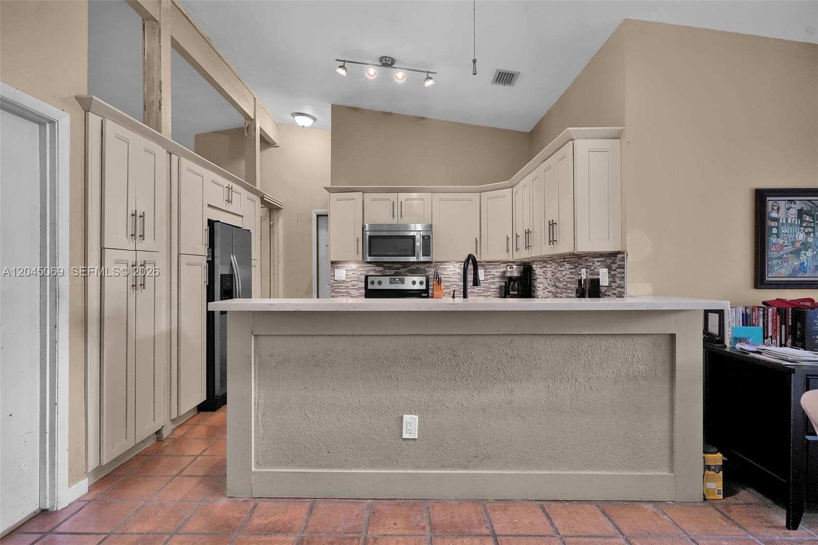 9786 SW 147th Ct, Miami, FL 33196 photo 2