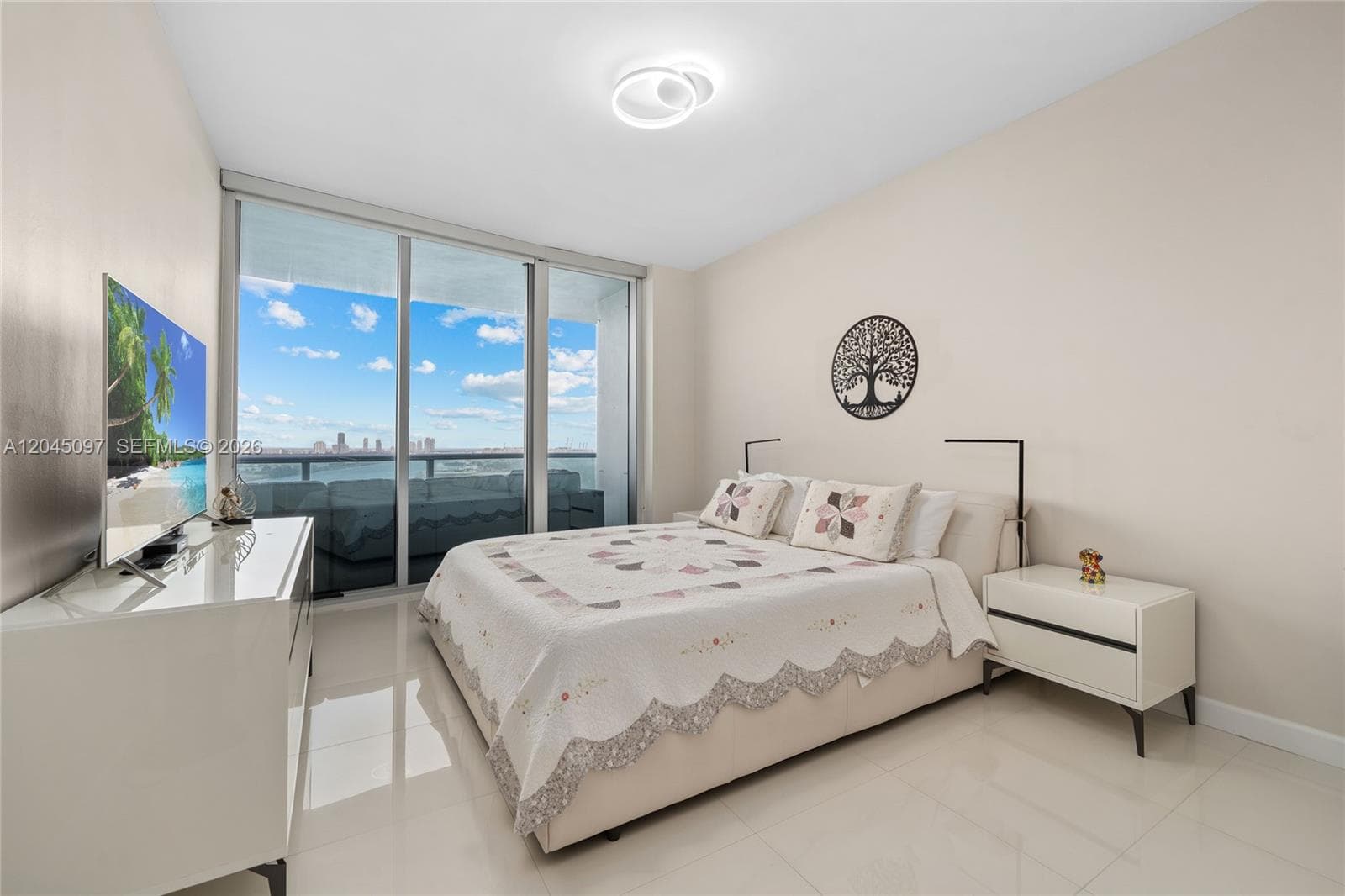 900 Biscayne Blvd # 2506, Miami, FL 33132 photo 13