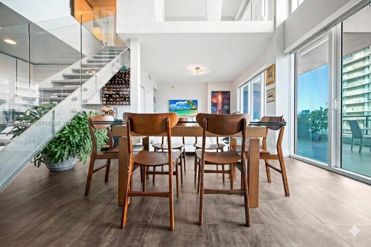 60 SW 13th St # 4002, Miami, FL 33130 photo 6
