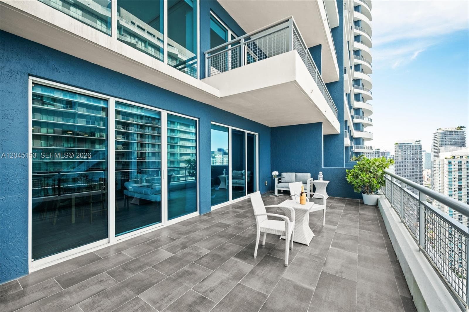 60 SW 13th St # 4002, Miami, FL 33130 photo 13