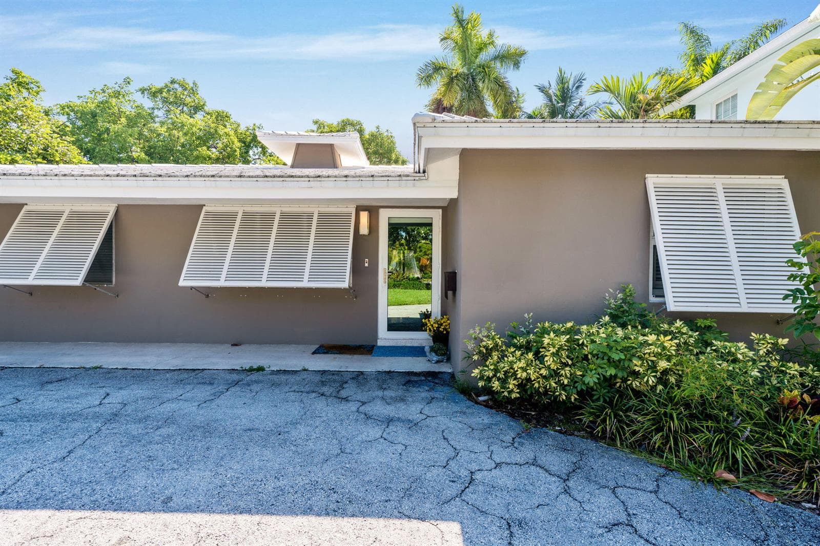 224 N Gordon Road, Fort Lauderdale, FL 33301 photo 8