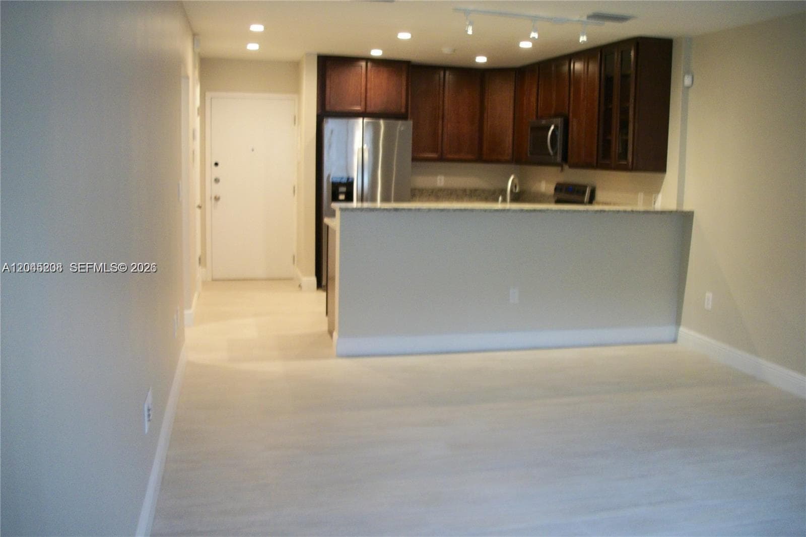 13900 Lake Placid Ct # A24, Miami Lakes, FL 33014 photo 8