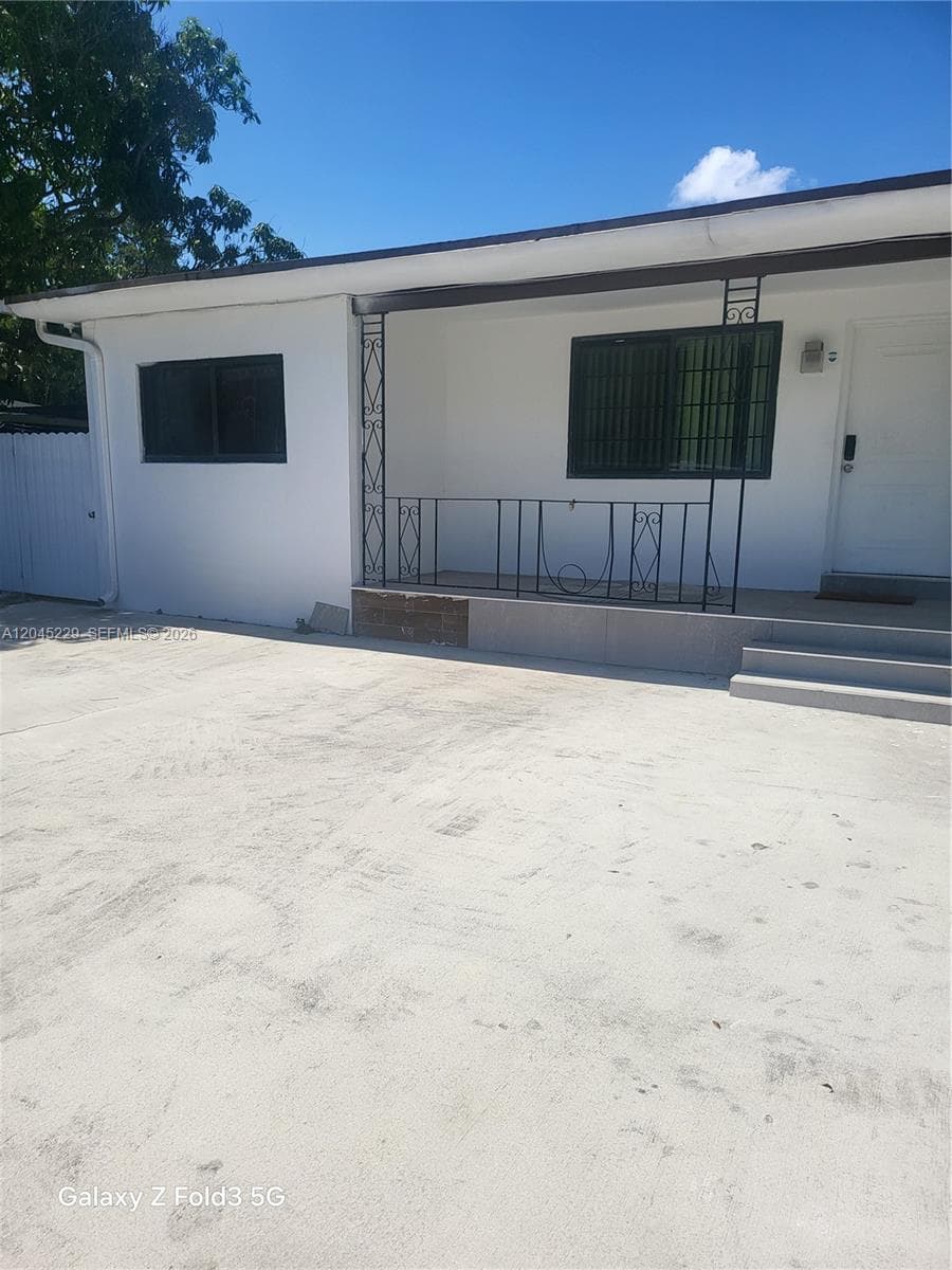 2467 NW 95th Ter # Front, Miami, FL 33147 photo 2