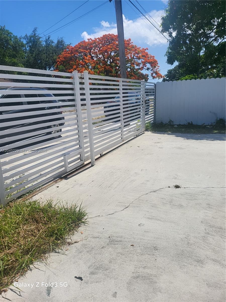 2467 NW 95th Ter # Front, Miami, FL 33147 photo 4
