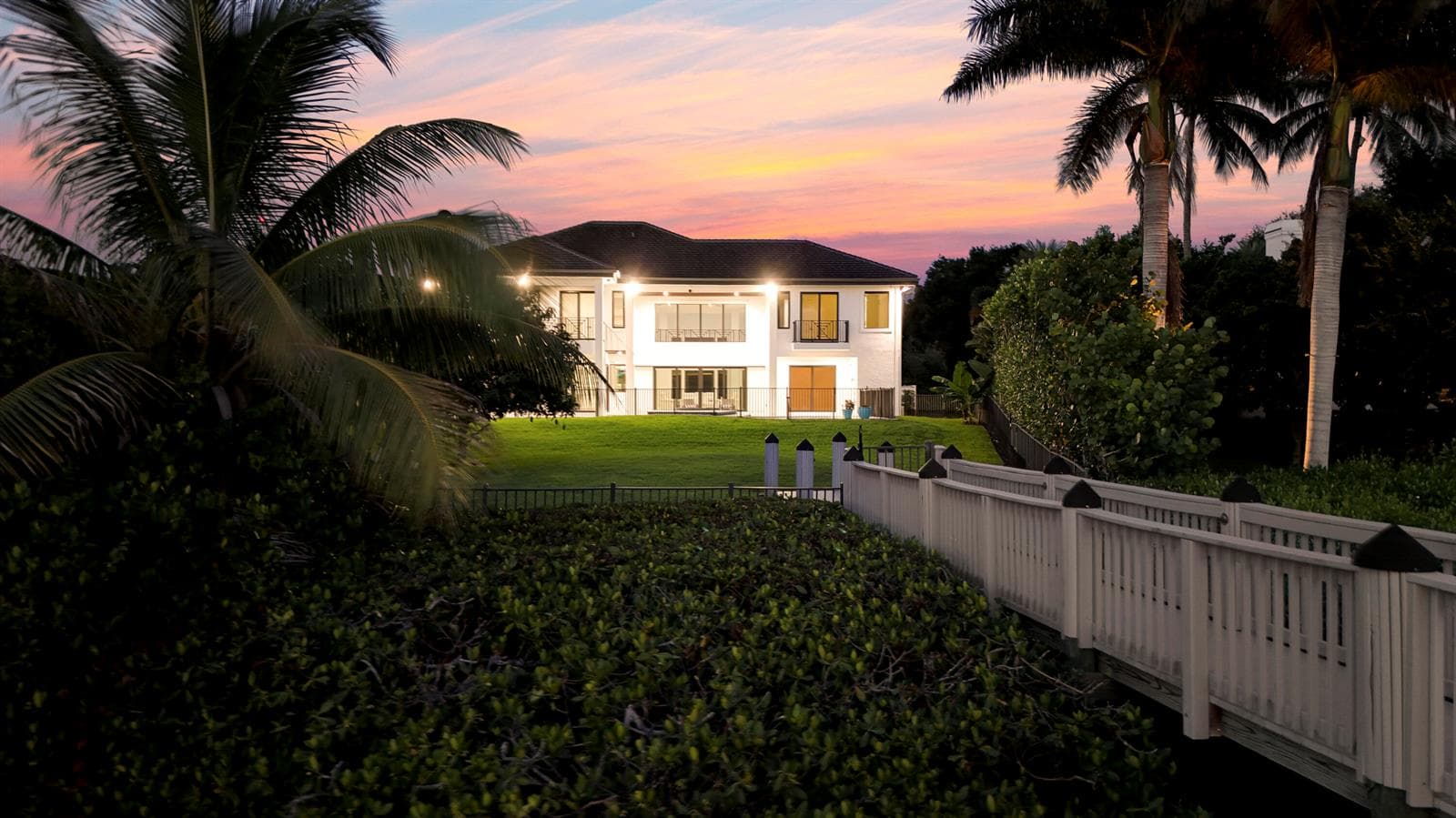18411 SE Lakeside Drive, Jupiter, FL 33469 photo 11