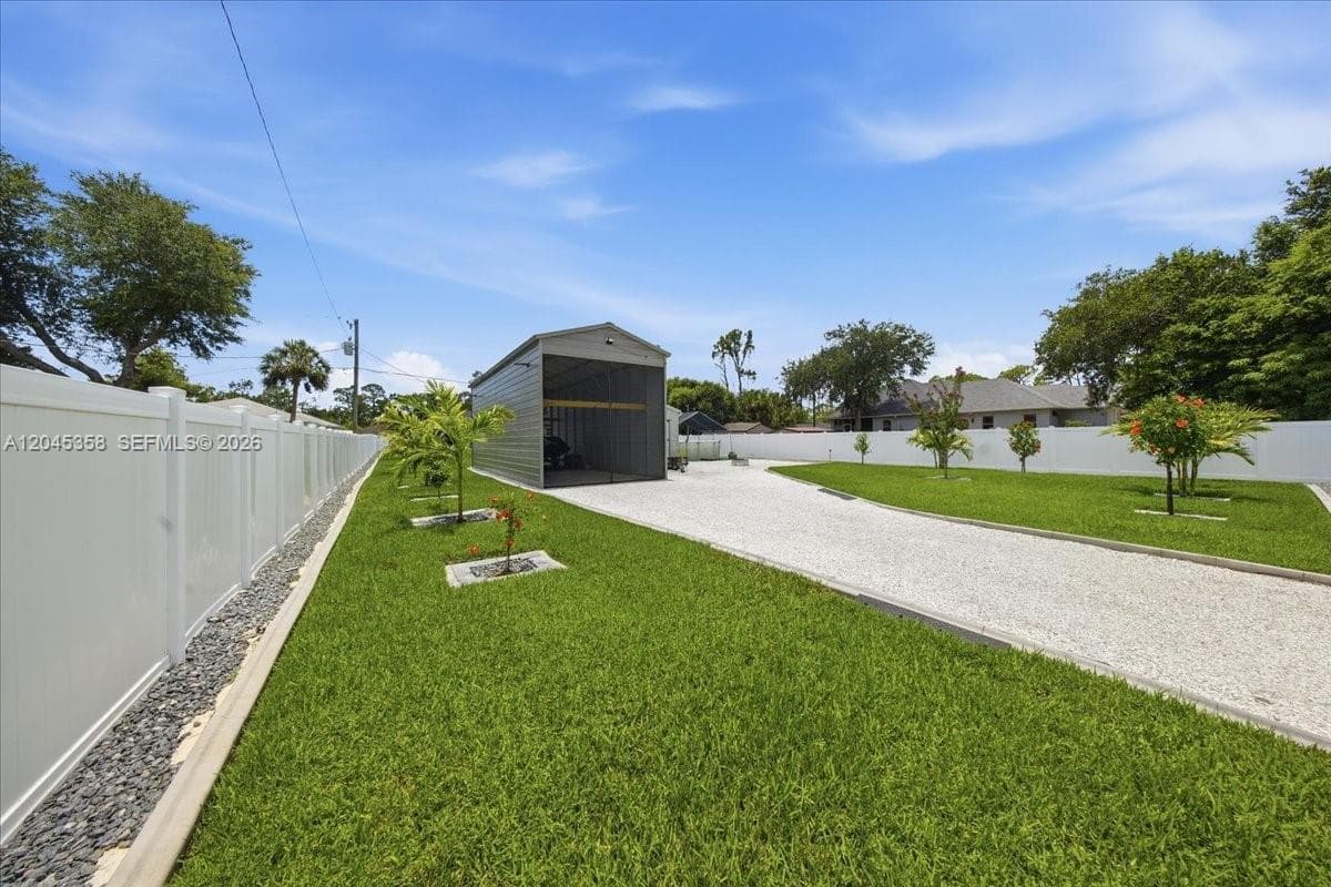 17432 Shirley Avenue, Port Charlotte, FL 33948 photo 9