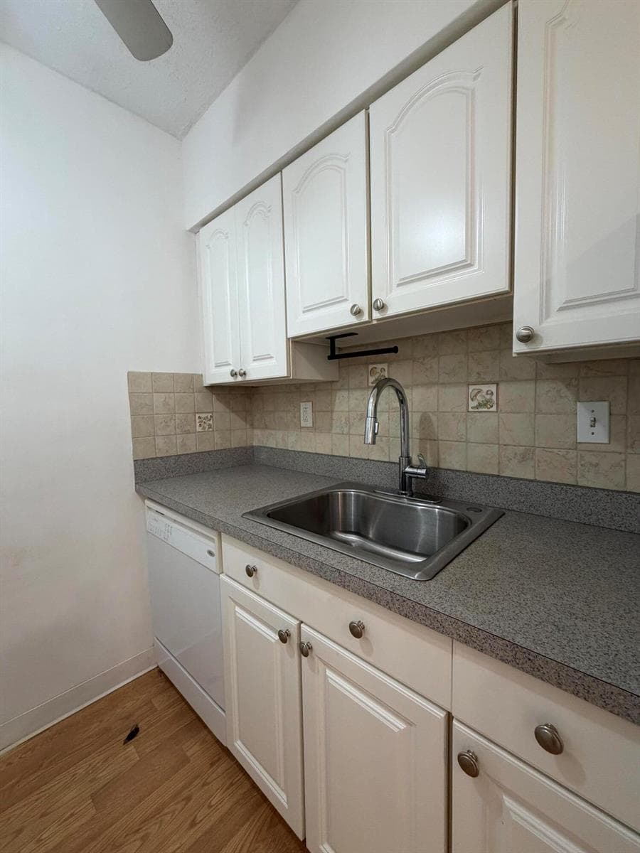 1300 N 17th Avenue # 206, Hollywood, FL 33020 photo 11