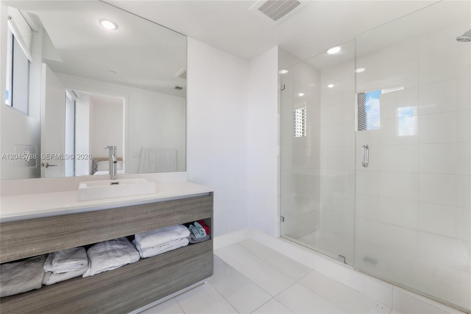 1100 S Miami Ave # 1607, Miami, FL 33130 photo 11