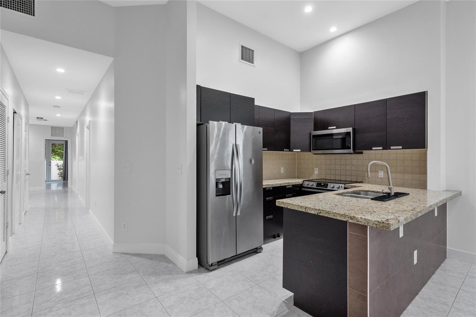 316 SW 16th Street # B, Fort Lauderdale, FL 33315 photo 2
