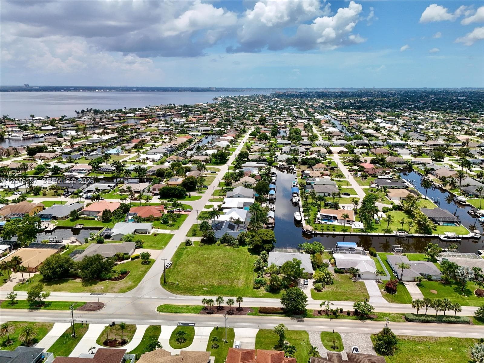 2014 EVEREST PKWY, Cape Coral, FL 33904 photo 8