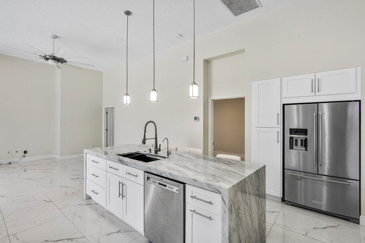 50 Lake Eden Drive, Boynton Beach, FL 33435 photo 12