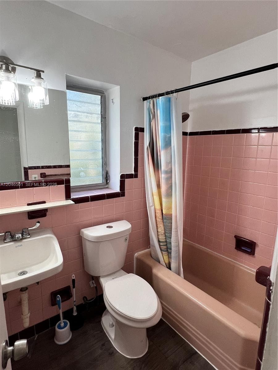 1946 NE 167th St # 1, North Miami Beach, FL 33162 photo 11