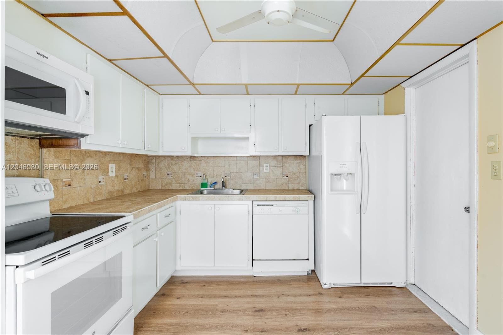 3161 S Ocean Dr # 407, Hallandale Beach, FL 33009 photo 11