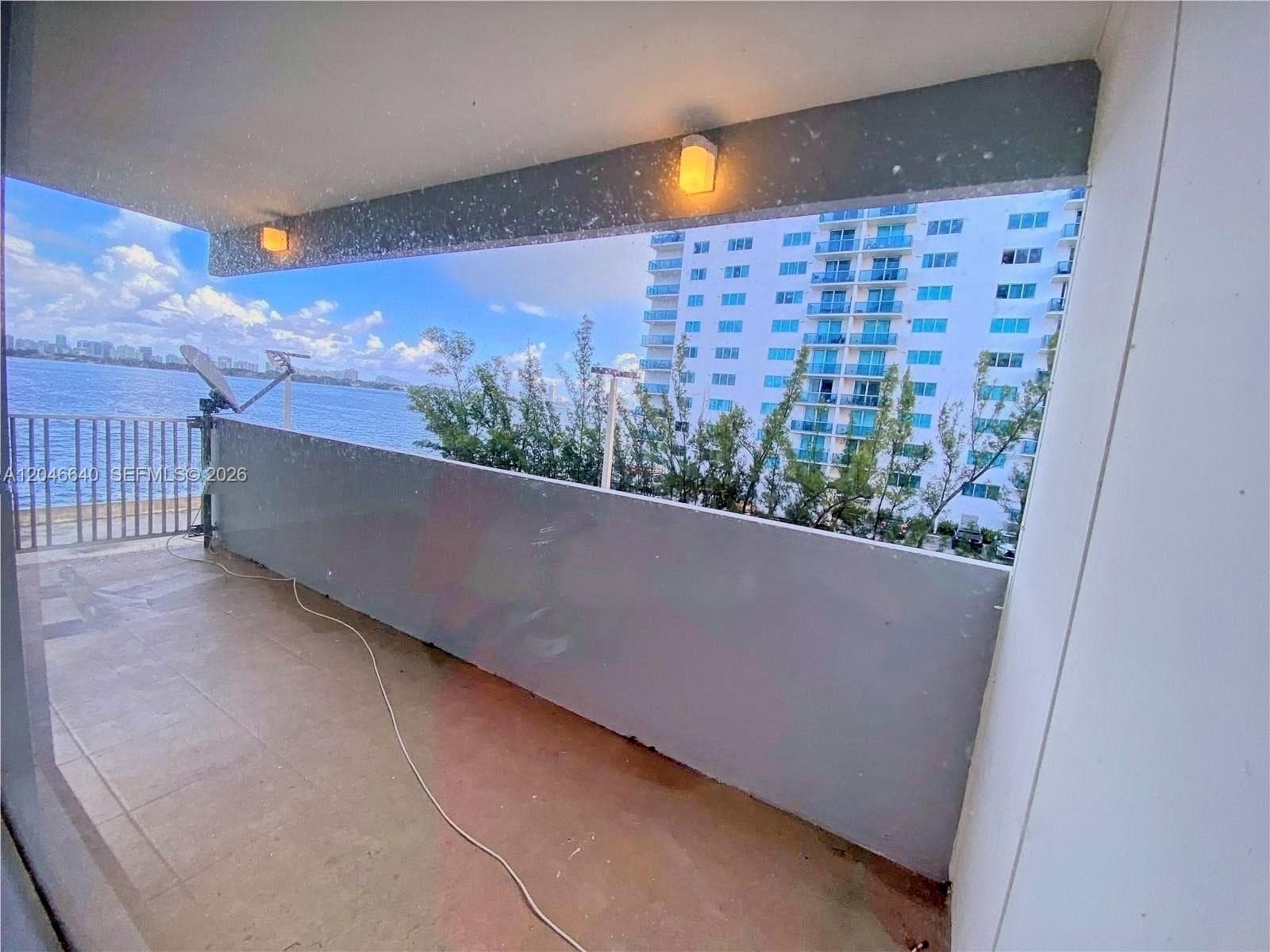 7545 E Treasure Dr # 3I, North Bay Village, FL 33141 photo 9