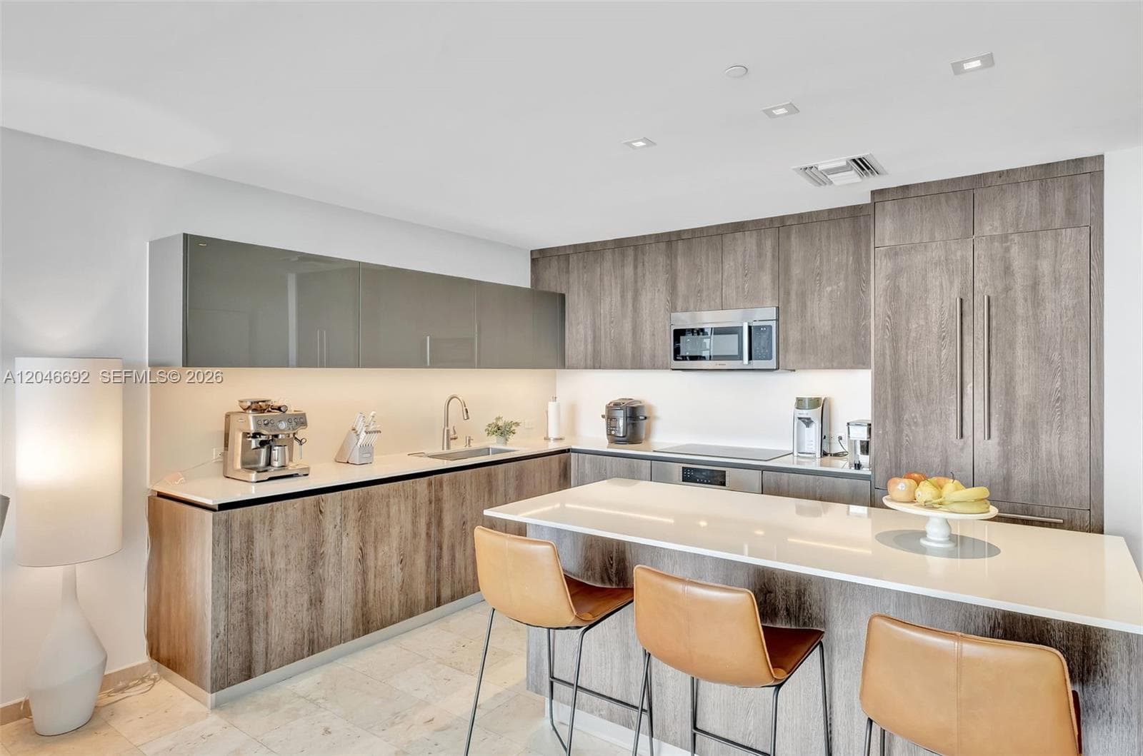 88 SW 7th St # 3604, Miami, FL 33130 photo 8