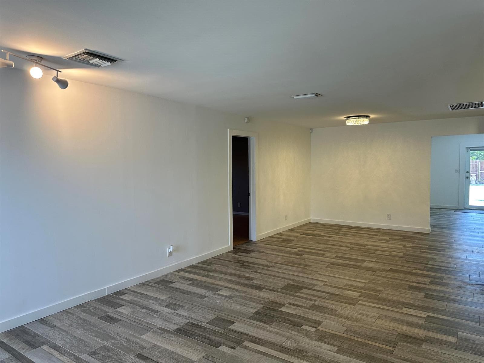 528 Date Palm Drive, Lake Park, FL 33403 photo 13