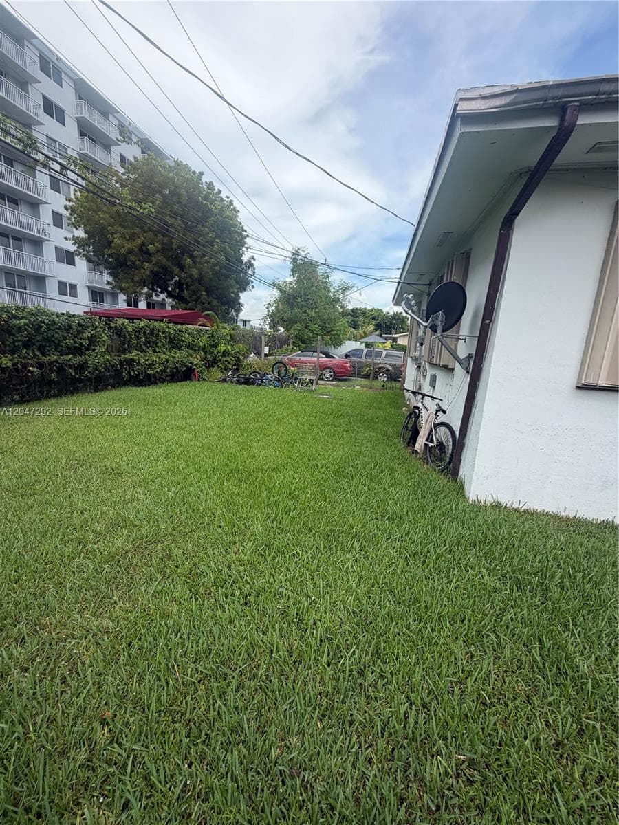 1258 NE 109th St, Miami, FL 33161 photo 7