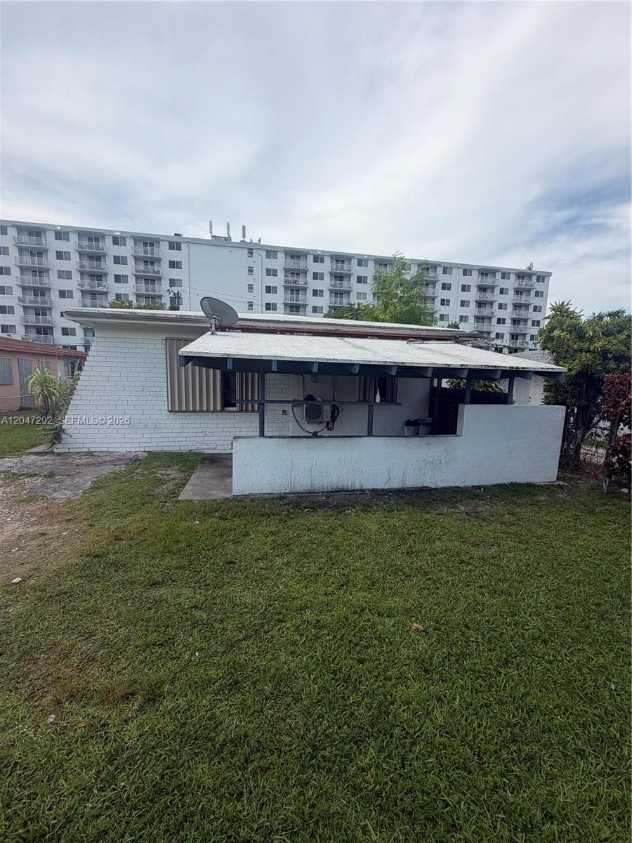 1258 NE 109th St, Miami, FL 33161 photo 10