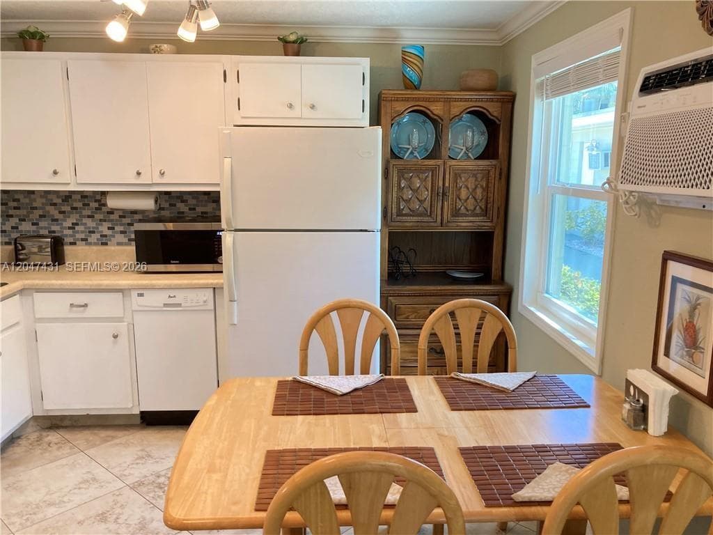 3230 NE 13th St # 2, Pompano Beach, FL 33062 photo 10