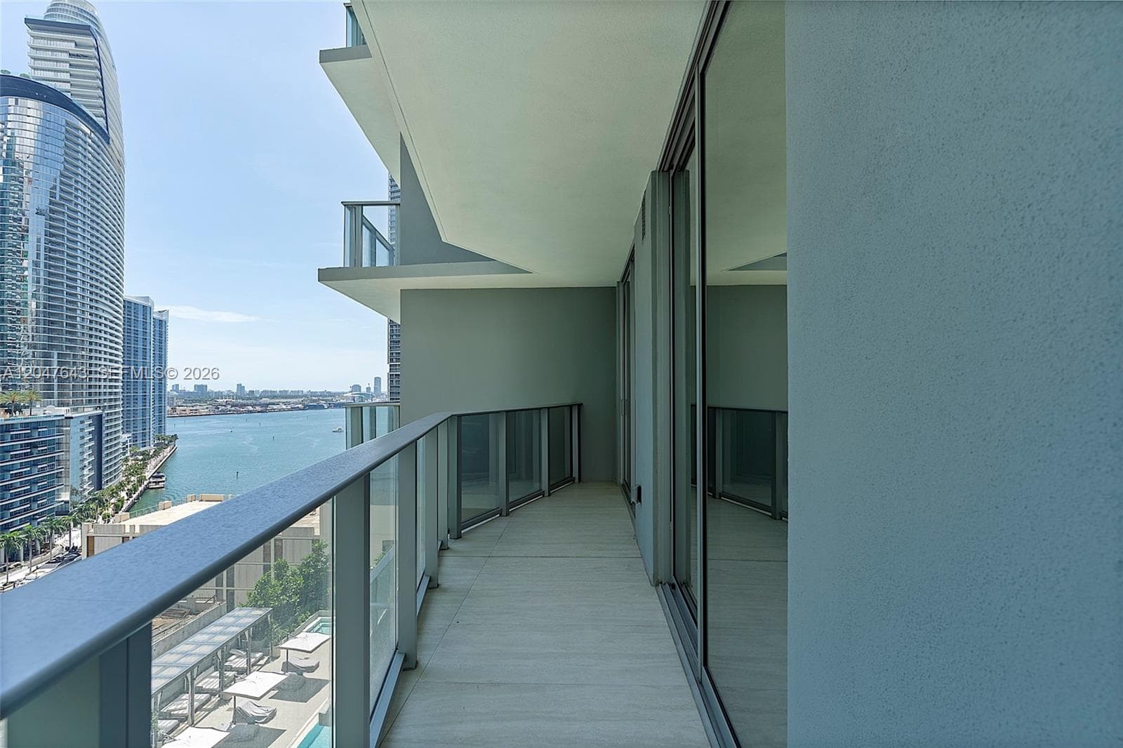 77 SE 5th St. # 1905, Miami, FL 33131 photo 10