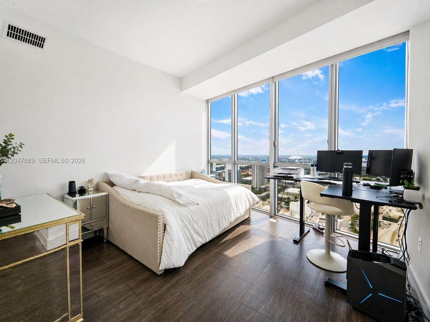 1100 Biscayne Blvd # 3708, Miami, FL 33132 photo 9
