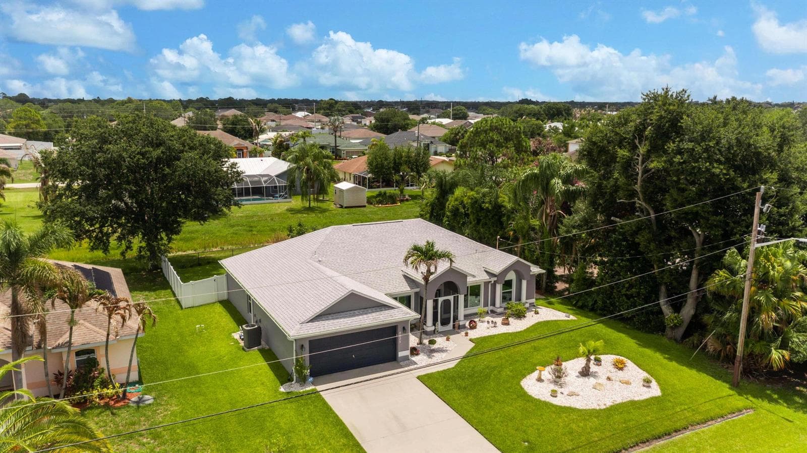 4025 SW Kadlic Street, Port St. Lucie, FL 34953 photo 2