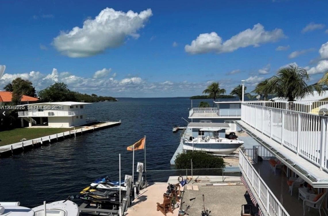 235 Anne Bonny Dr, Key Largo, FL 33034 photo 2