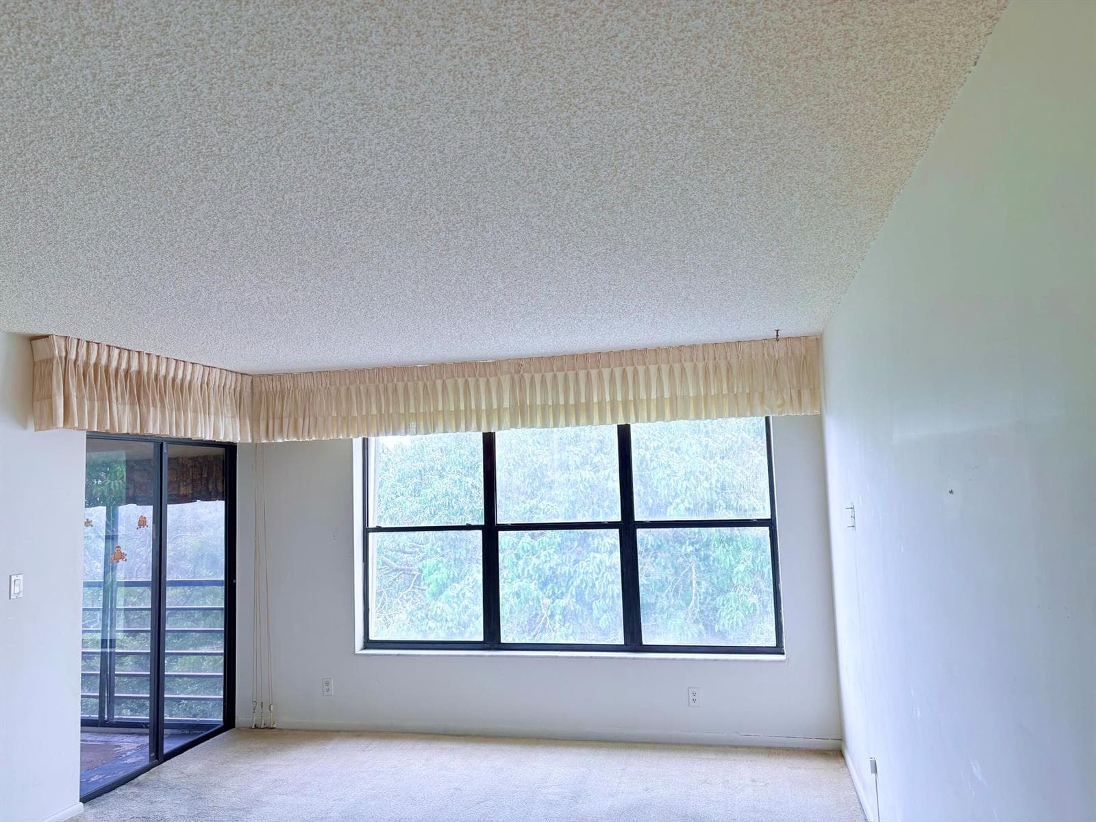 2314 S Cypress Bend Drive # Unit 614, Pompano Beach, FL 33069 photo 6