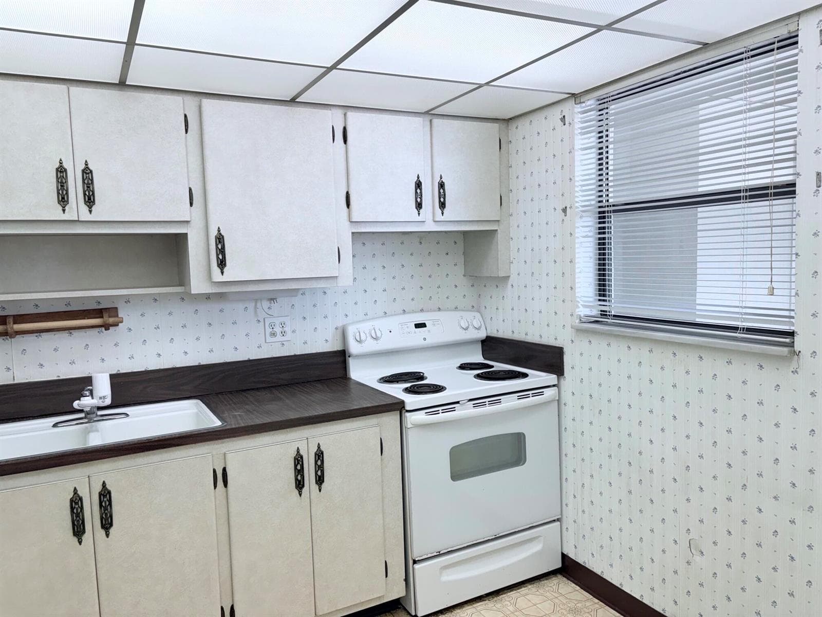 2314 S Cypress Bend Drive # Unit 614, Pompano Beach, FL 33069 photo 11