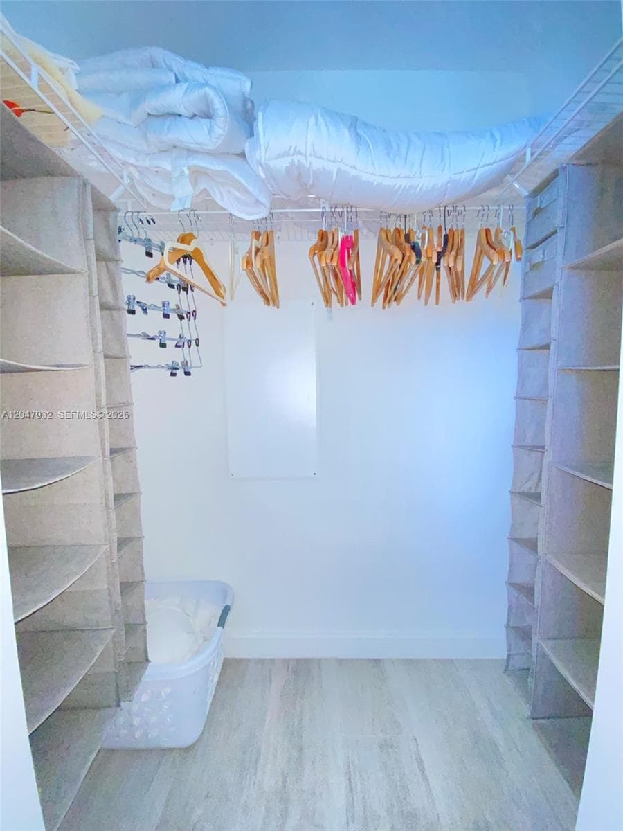 55 SW 9th St # 2102, Miami, FL 33130 photo 9