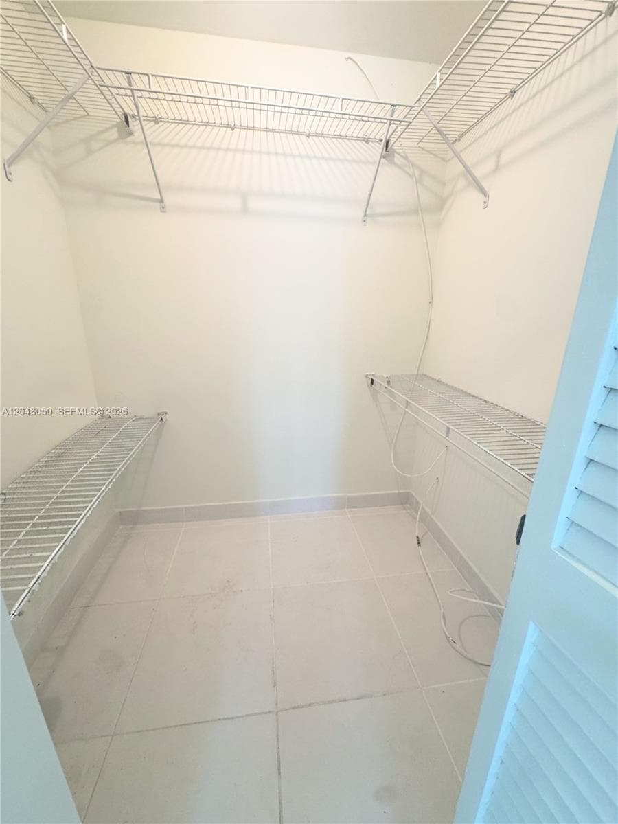 9660 Sunrise Lakes Blvd # 202, Sunrise, FL 33322 photo 11