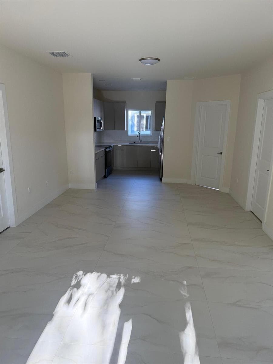 2999 NW 9th Street, Fort Lauderdale, FL 33311 photo 4