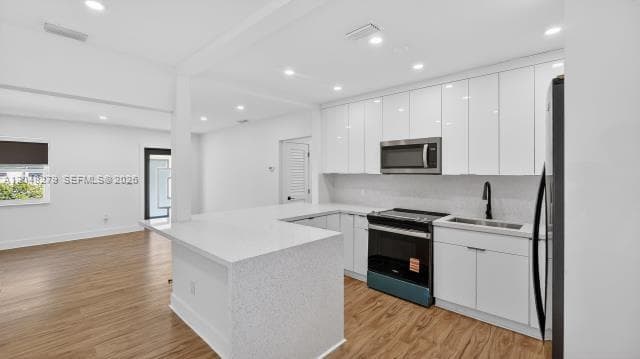1010 NE 138th St, North Miami, FL 33161 photo 6