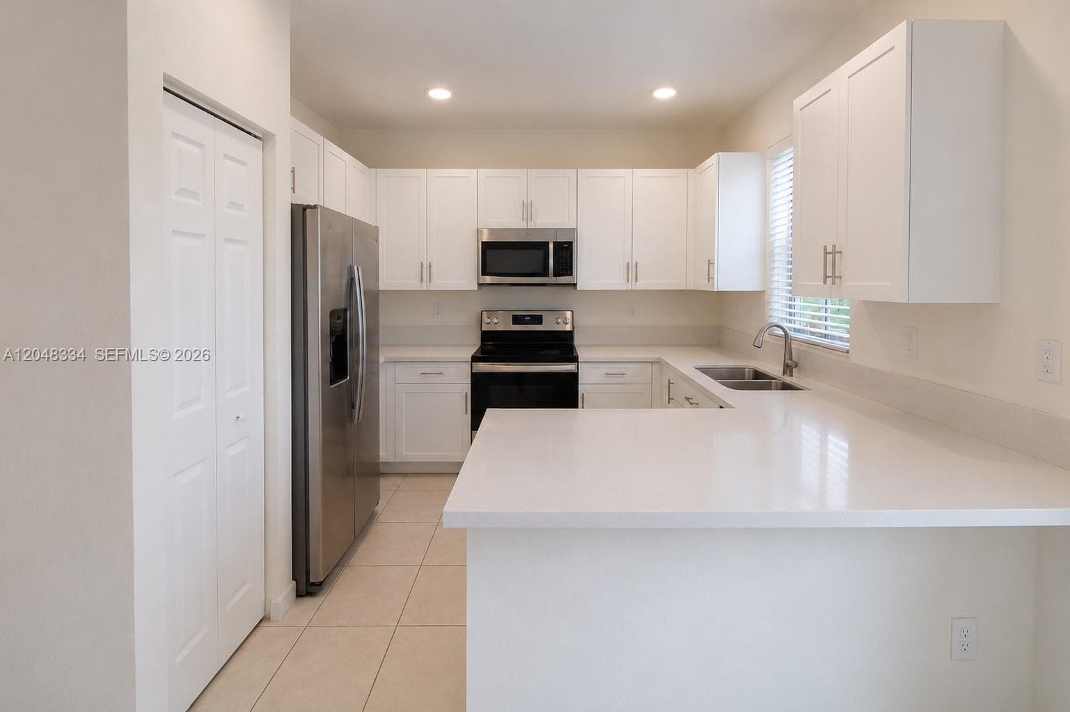 10934 W 33rd Way, Hialeah, FL 33018 photo 11