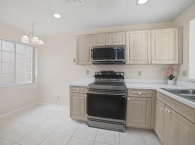 8596 Jade Drive, Tamarac, FL 33321 photo 11