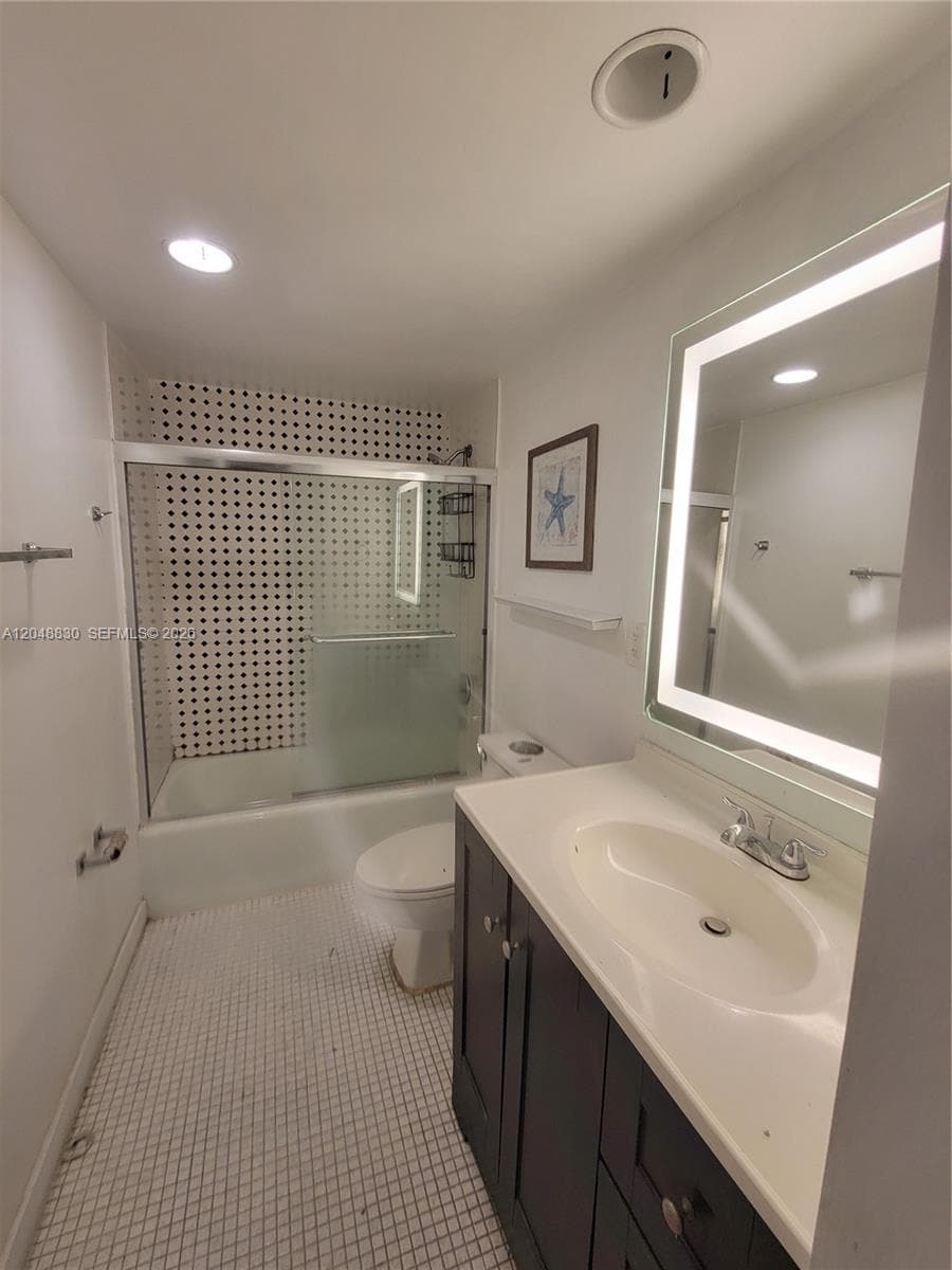 19390 Collins Ave # 220, Sunny Isles Beach, FL 33160 photo 13