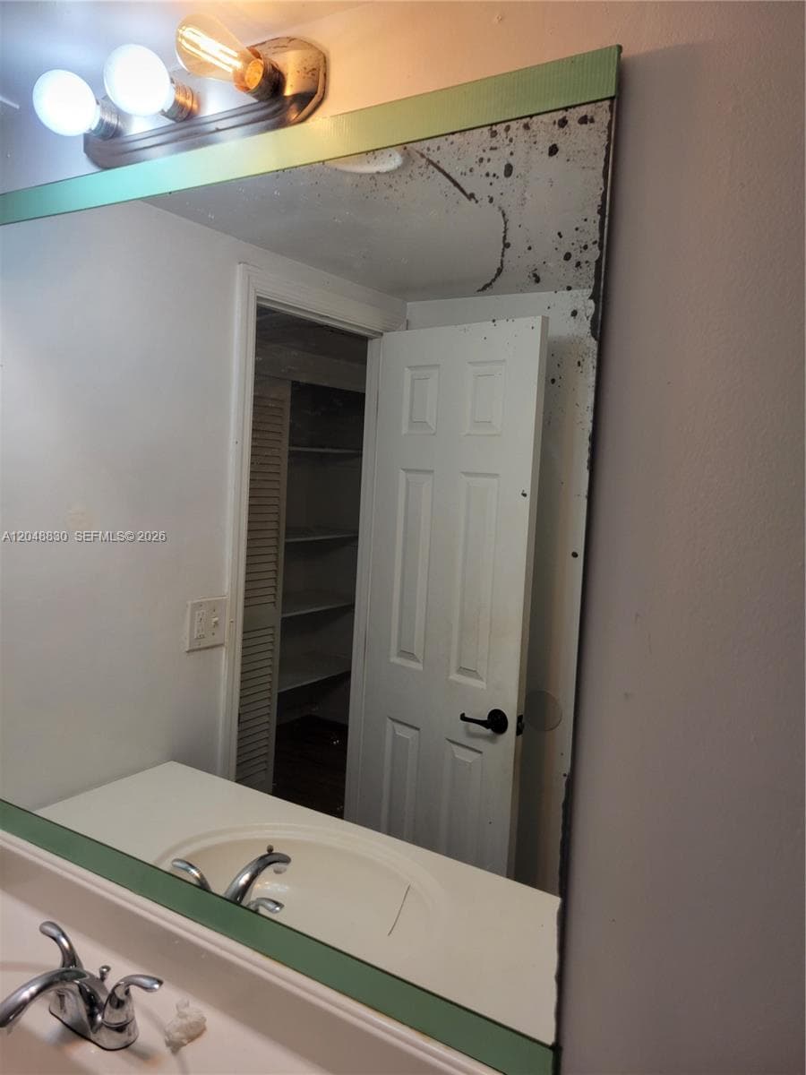 19390 Collins Ave # 220, Sunny Isles Beach, FL 33160 photo 12