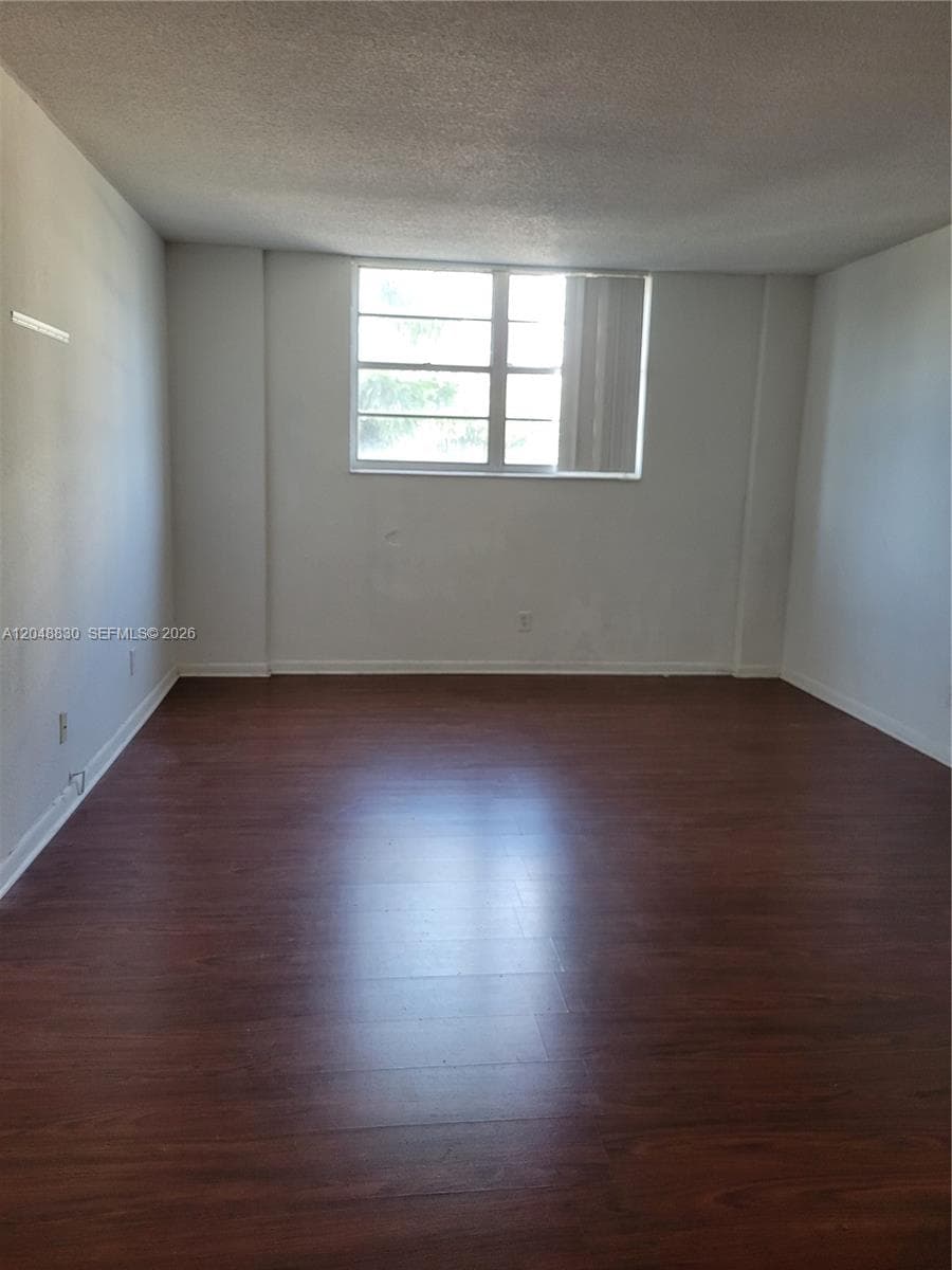 19390 Collins Ave # 220, Sunny Isles Beach, FL 33160 photo 9