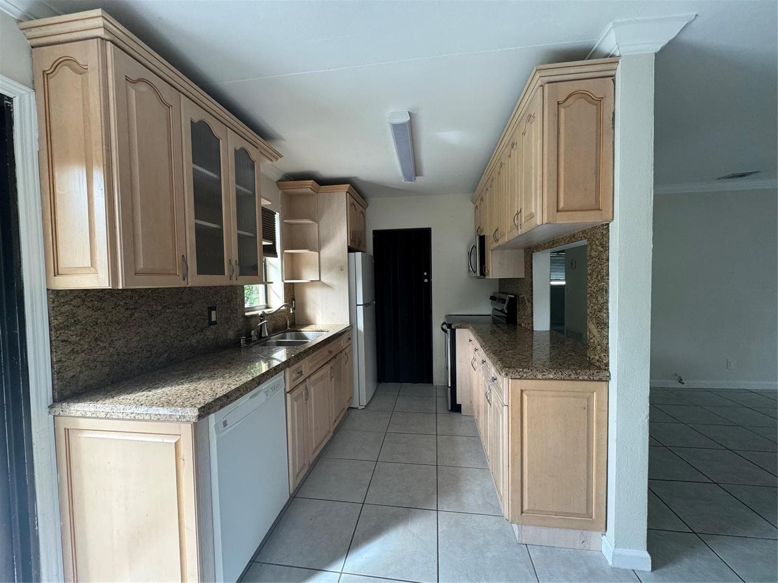 6101 NW 18th Street, Margate, FL 33063 photo 10