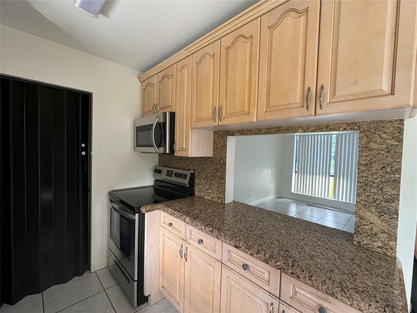 6101 NW 18th Street, Margate, FL 33063 photo 11