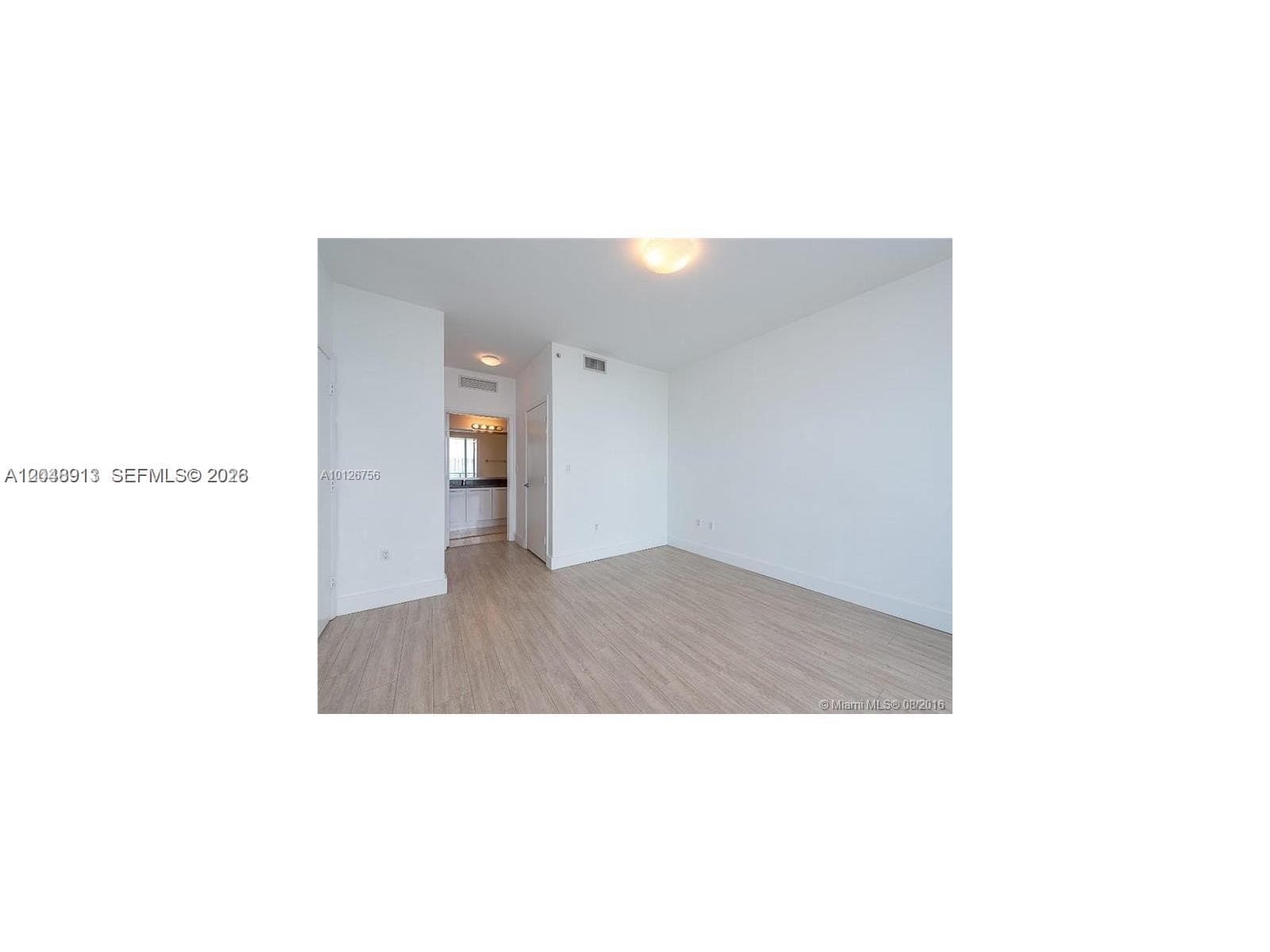 90 SW 3rd St # 2609, Miami, FL 33130 photo 7
