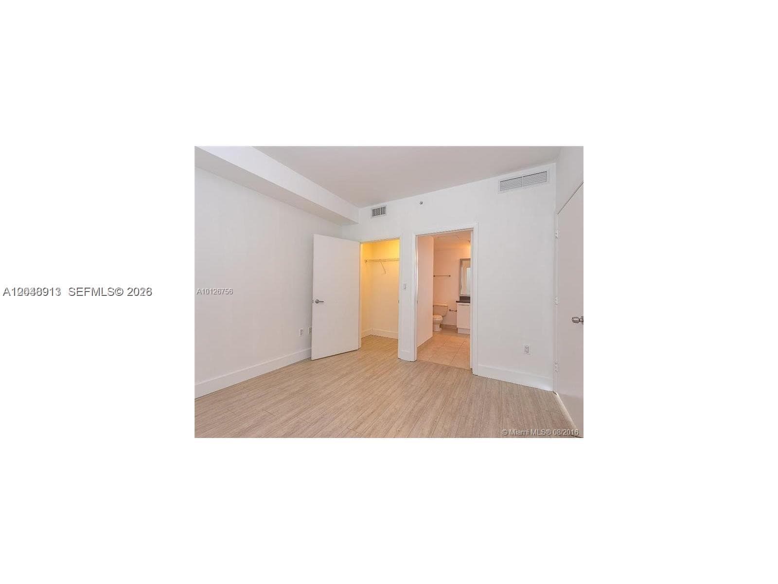 90 SW 3rd St # 2609, Miami, FL 33130 photo 9