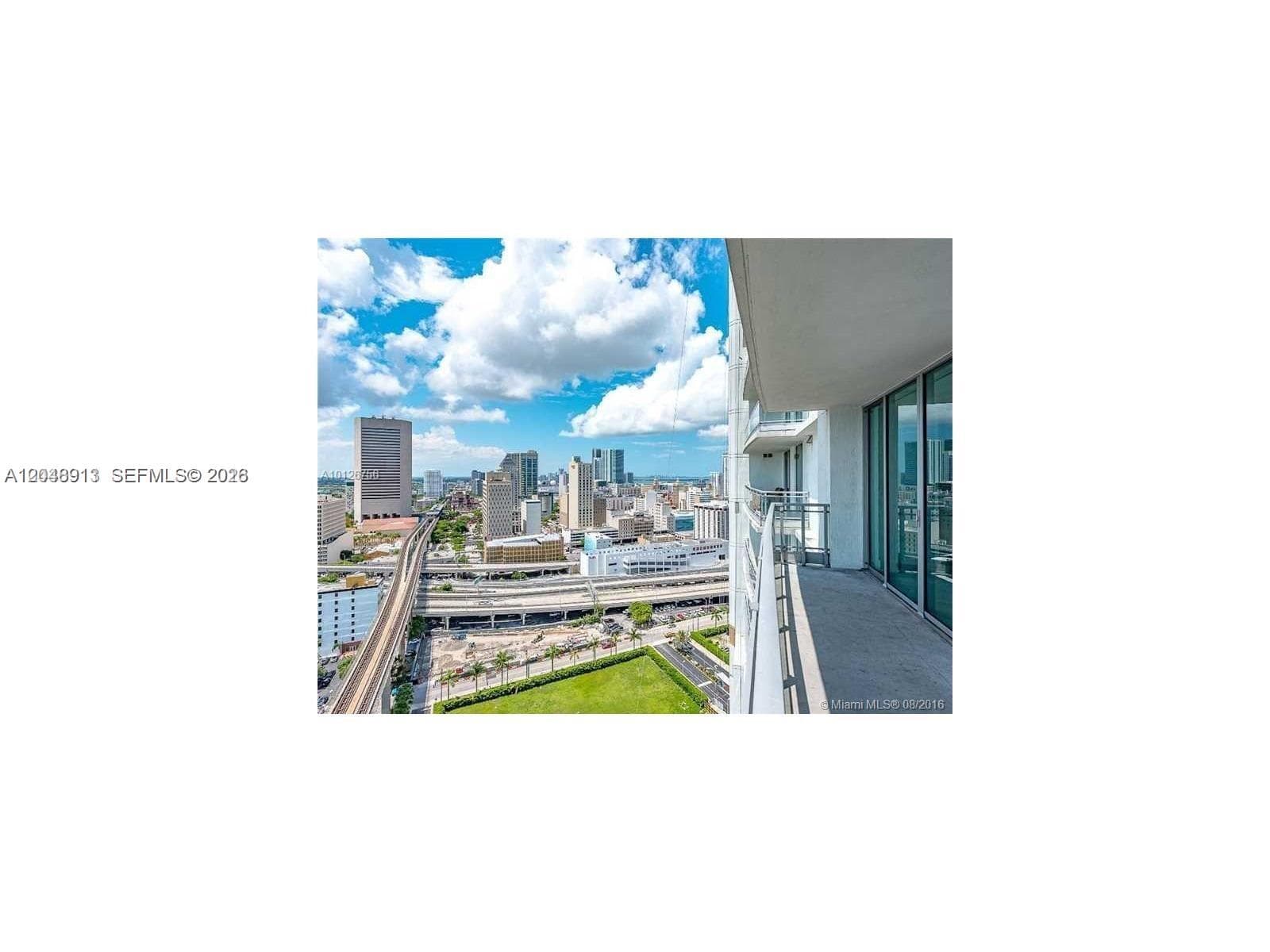 90 SW 3rd St # 2609, Miami, FL 33130 photo 10
