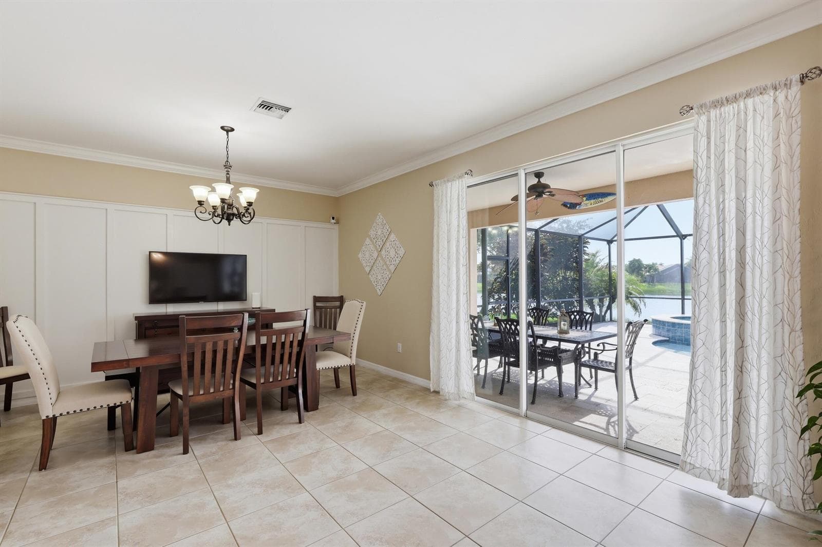 1517 Birdie Drive, Naples, FL 34120 photo 9